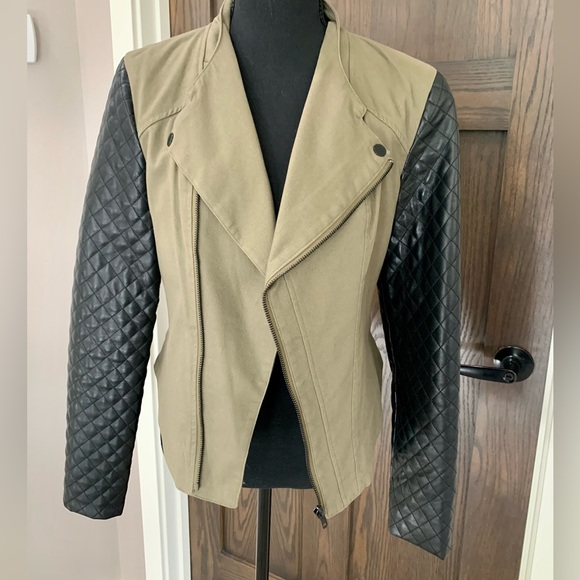 Size Small Walter Baker Jacket with Faux Leather Sleeves - Picture 2 of 8